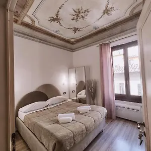Nashira Florenz